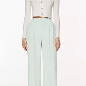 Aritzia effortless pant